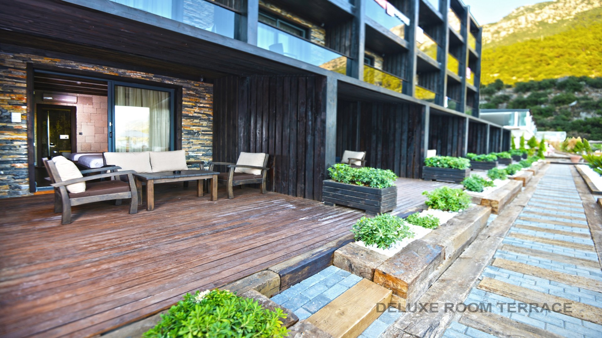 Deluxe Teras Oda