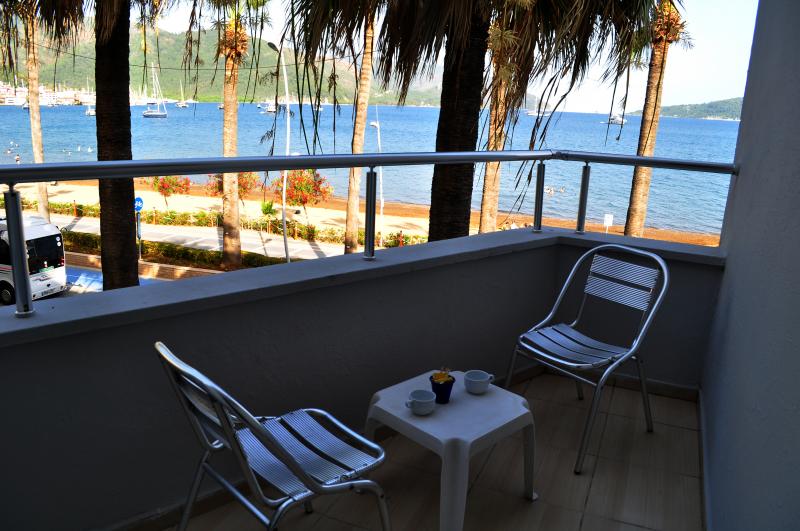 Standart Deniz Manzaralı Oda